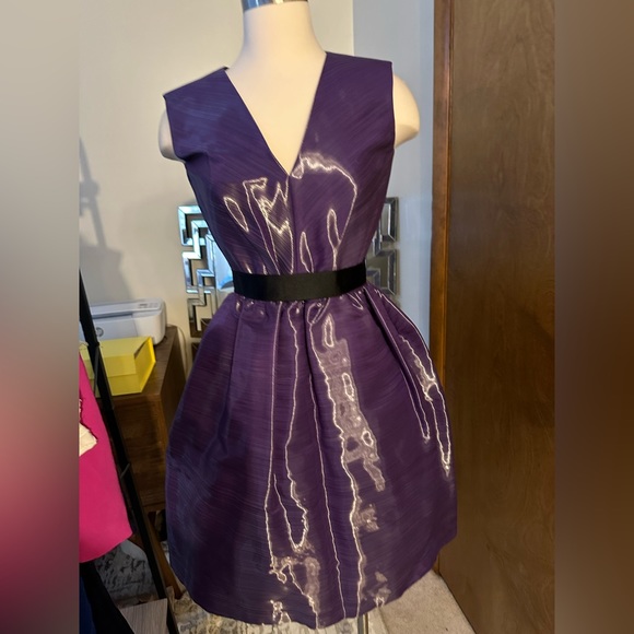 Victoria Beckham elegant purple cocktail dress Size 6 fits like a Size 4 - Picture 4 of 16